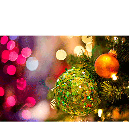 christmas-holiday-wreath-and-lights